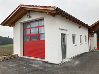 Raumanbau an das Gebäude der Freiwilligen Feuerwehr